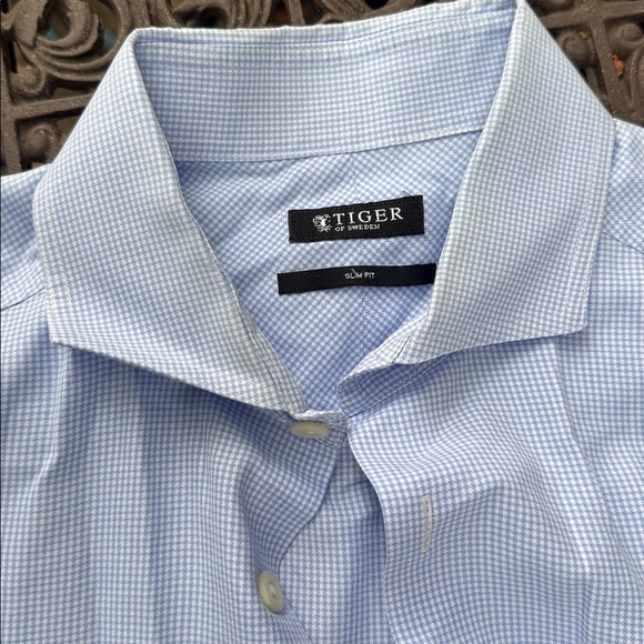 Tiger of Sweden Men’s Blue Checkered Cotton Shirt. Size 41 - Picture 3 of 8